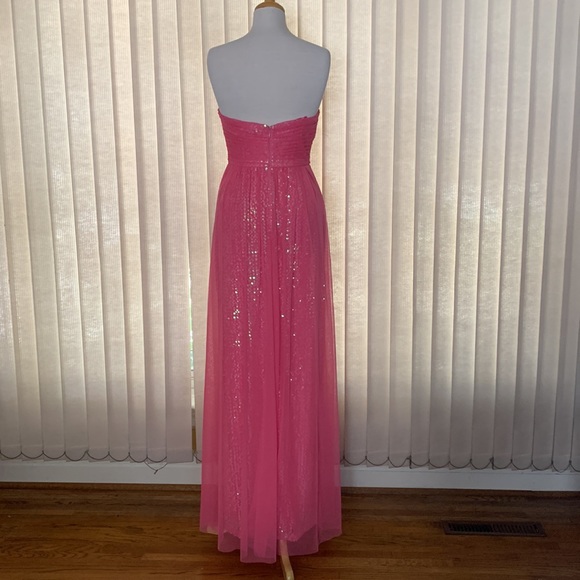Bubblegum pink sequin gown - Picture 2 of 8